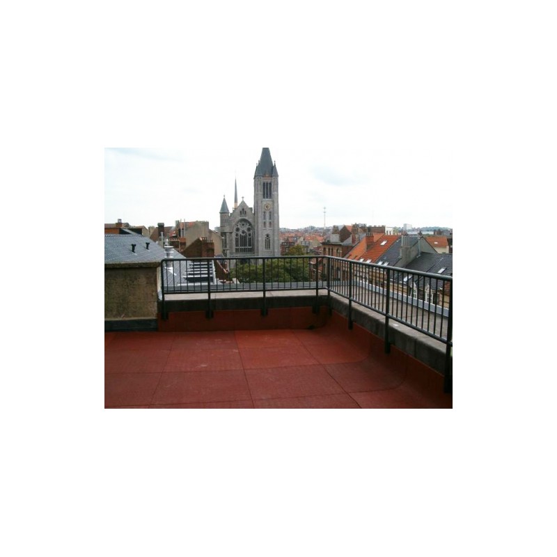 Dalle de terrasse en caoutchouc, dalles plastique recyclé matériaux écologique GOVAPLAST PLASTIVERT